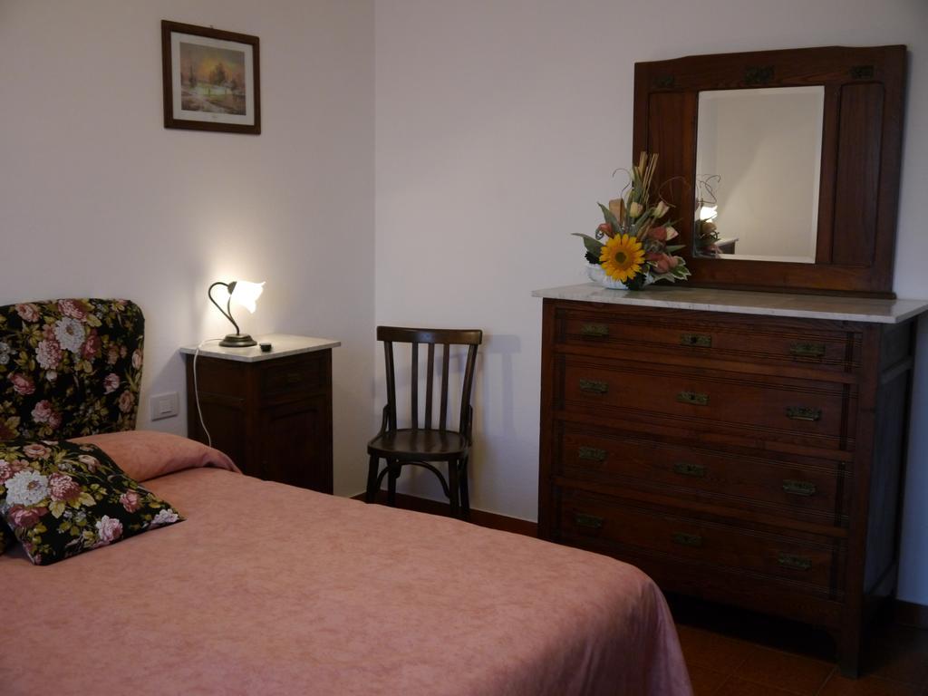 Agriturismo Le Stiacce Saturnia Δωμάτιο φωτογραφία